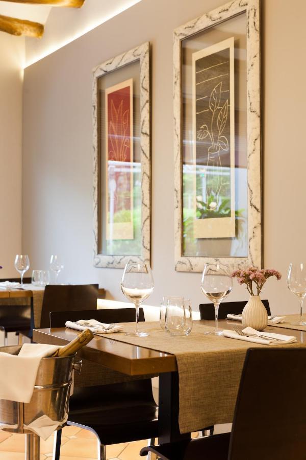 Cubells Hostal Restaurant Roma מראה חיצוני תמונה
