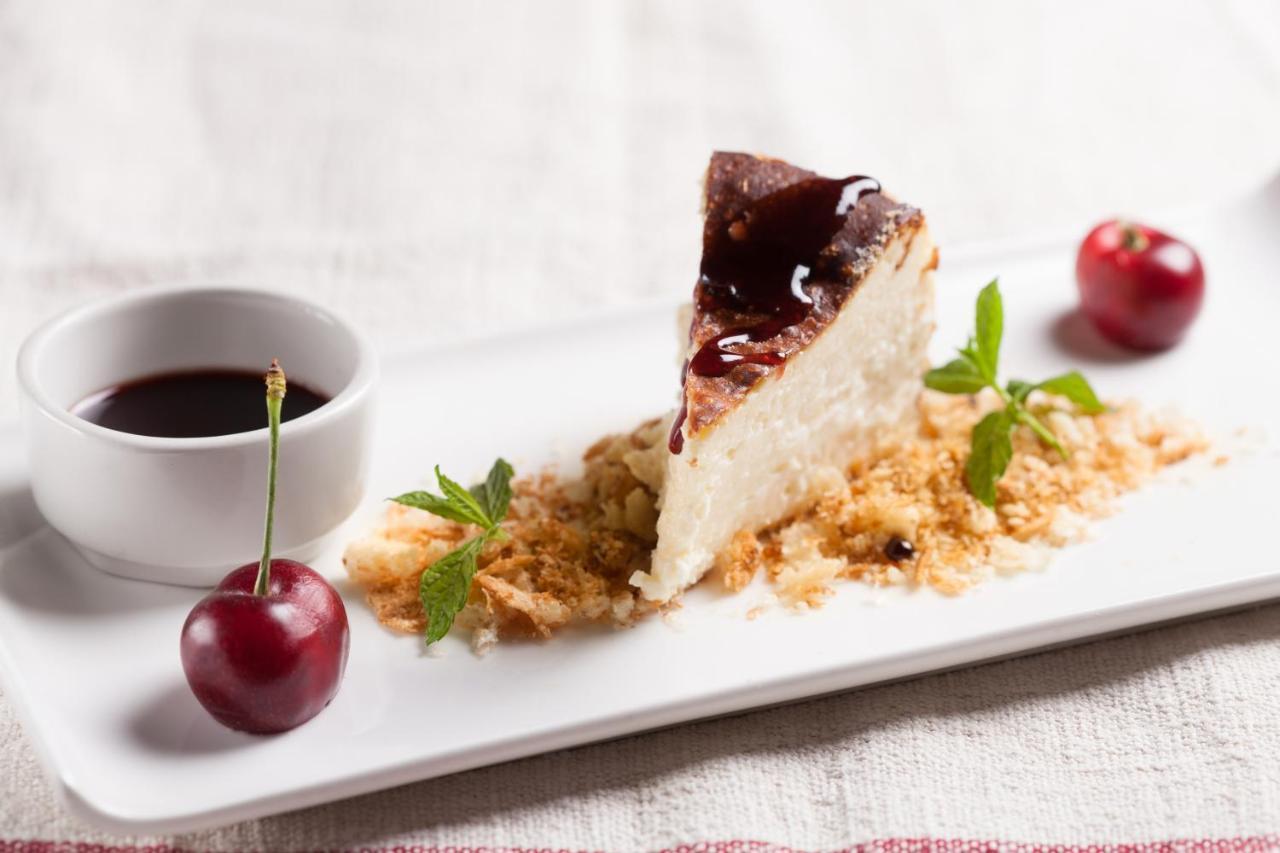 Cubells Hostal Restaurant Roma מראה חיצוני תמונה