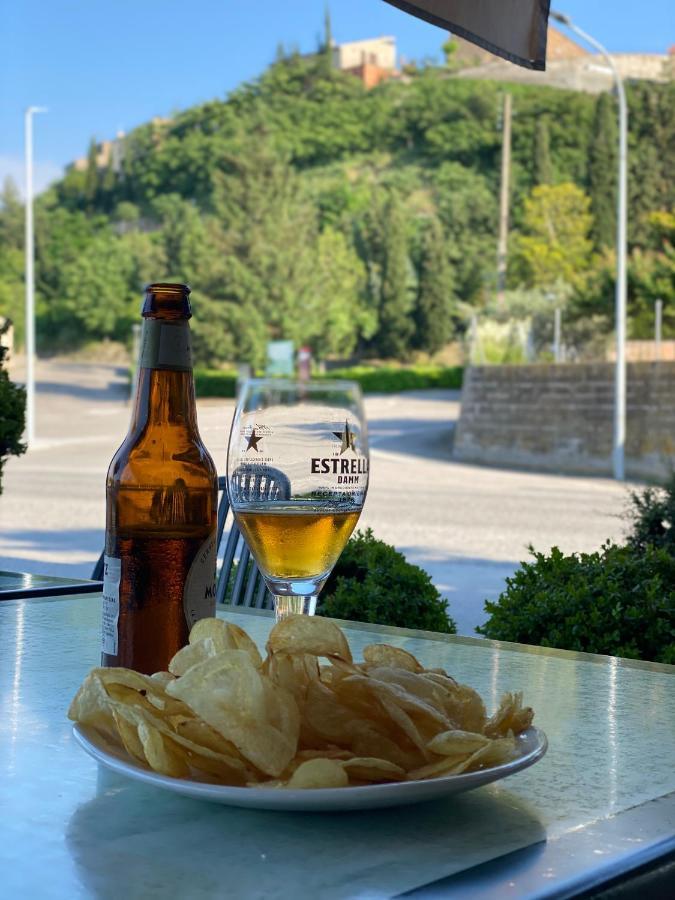 Cubells Hostal Restaurant Roma מראה חיצוני תמונה